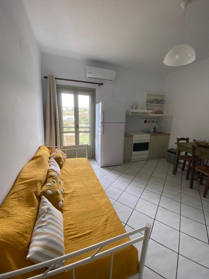 Amnia Apartment Agios Romanos Luaran gambar