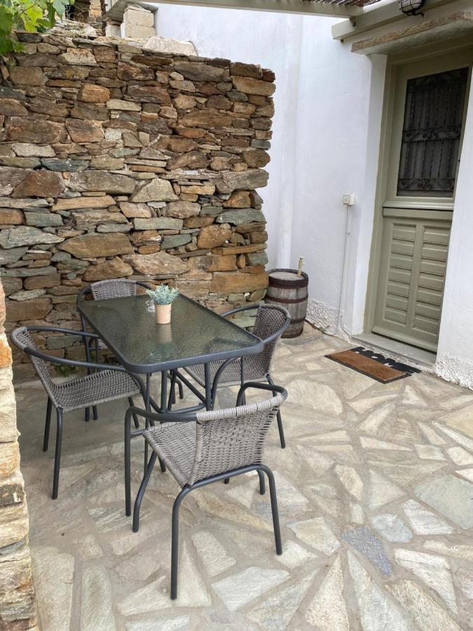 Amnia Apartment Agios Romanos Luaran gambar