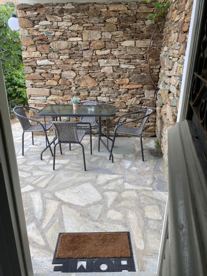 Amnia Apartment Agios Romanos Luaran gambar