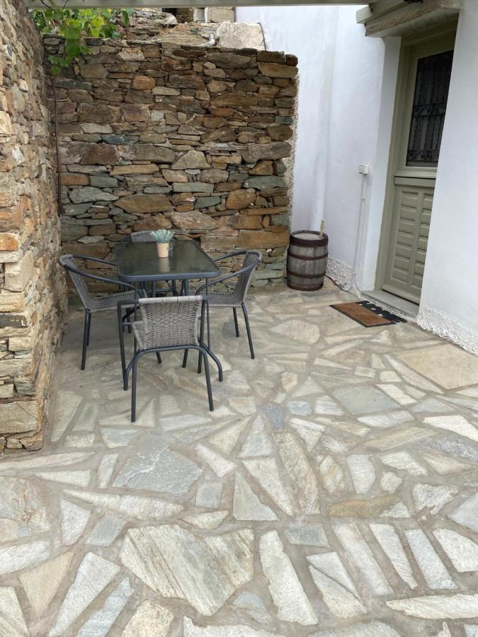 Amnia Apartment Agios Romanos Luaran gambar